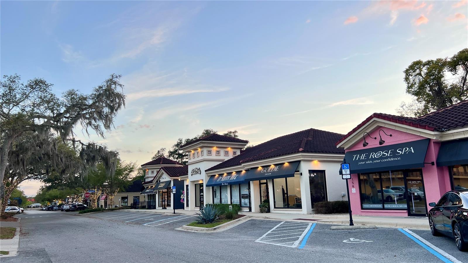 CRYSTAL LAKE CONDOMINIUM - Residential