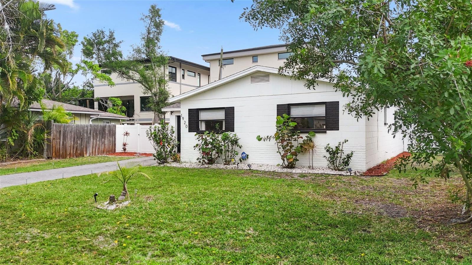 SHORE ACRES EDGEWATER SEC - Residential