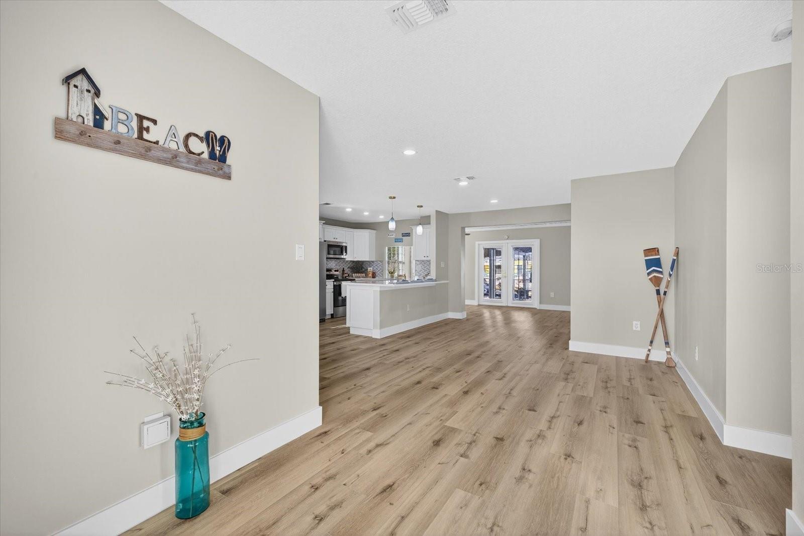 FLOR A MAR - Residential