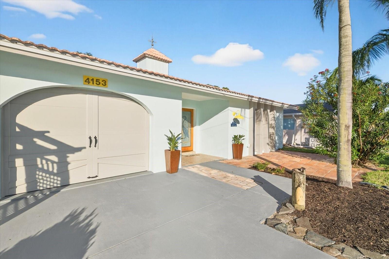 FLOR A MAR - Residential