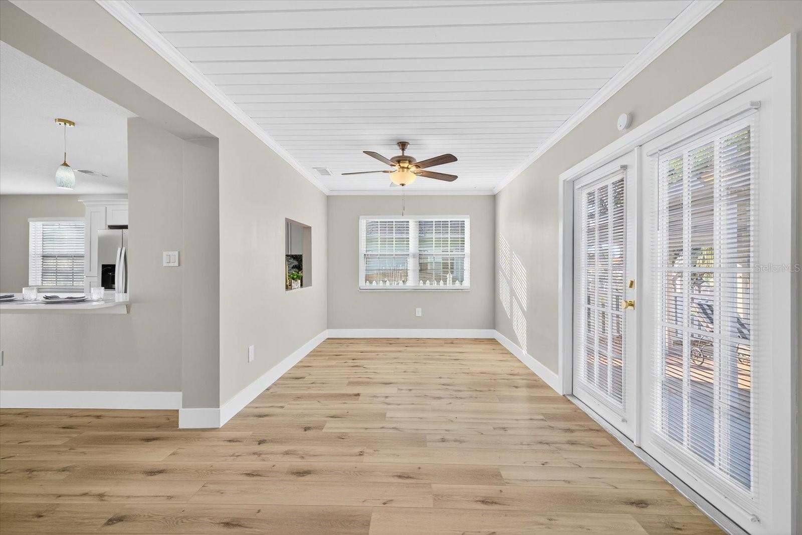 FLOR A MAR - Residential