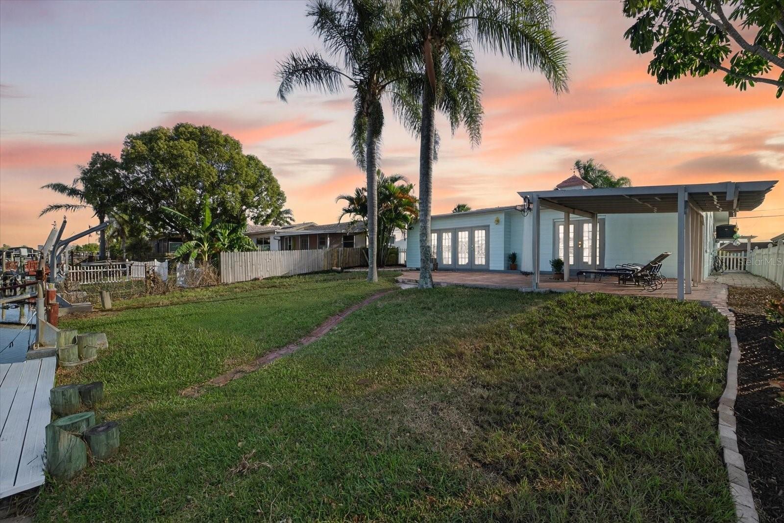 FLOR A MAR - Residential