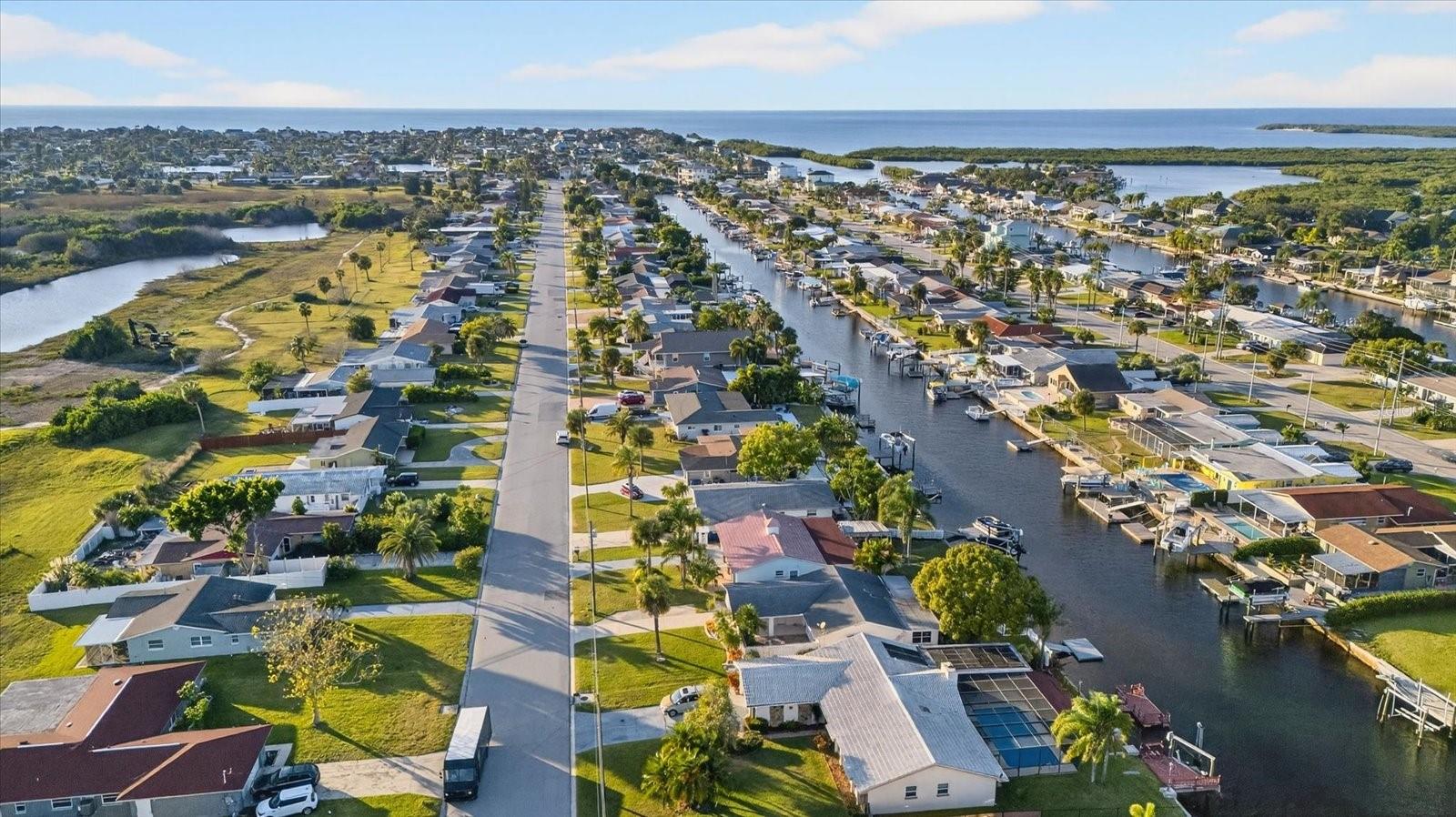 FLOR A MAR - Residential