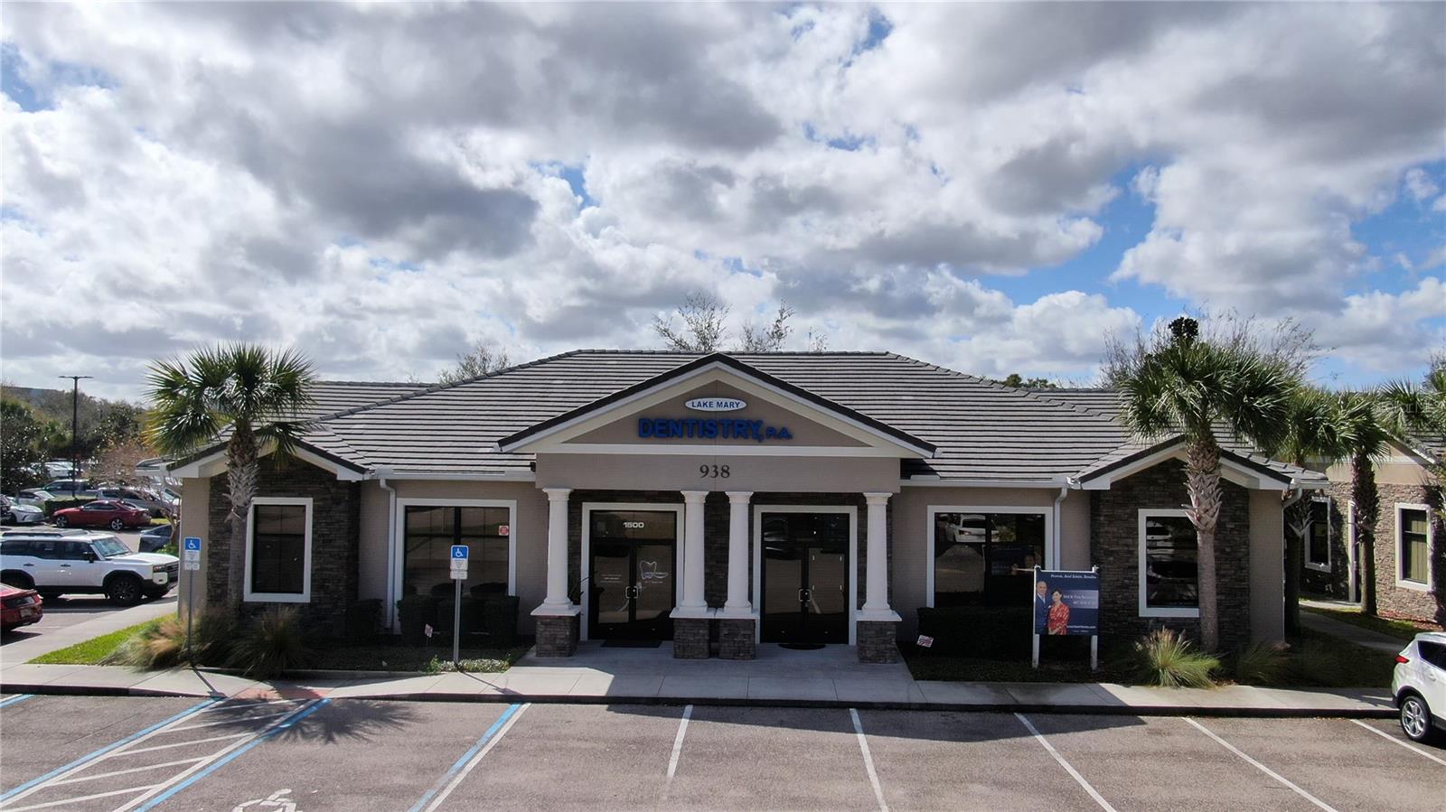 ACREAGE & UNREC - Commercial Lease