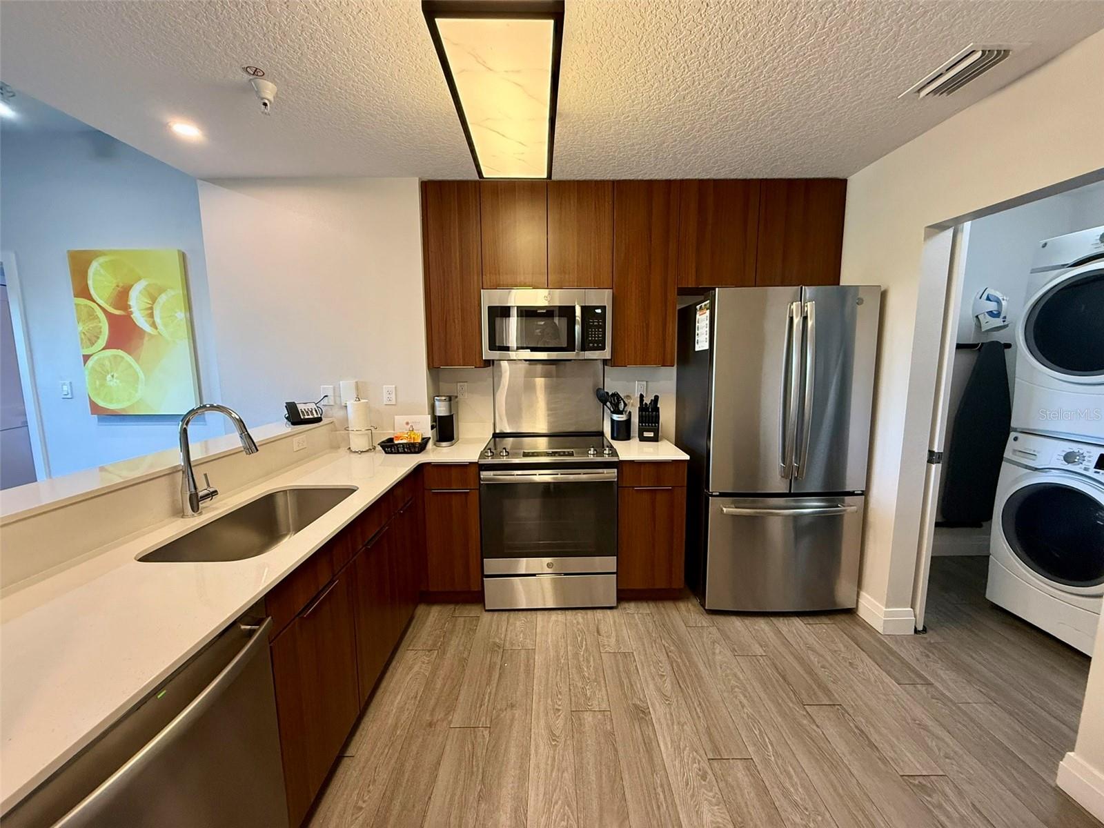 GROVE RESORT AND SPA HOTEL CONDO 1 - Residential