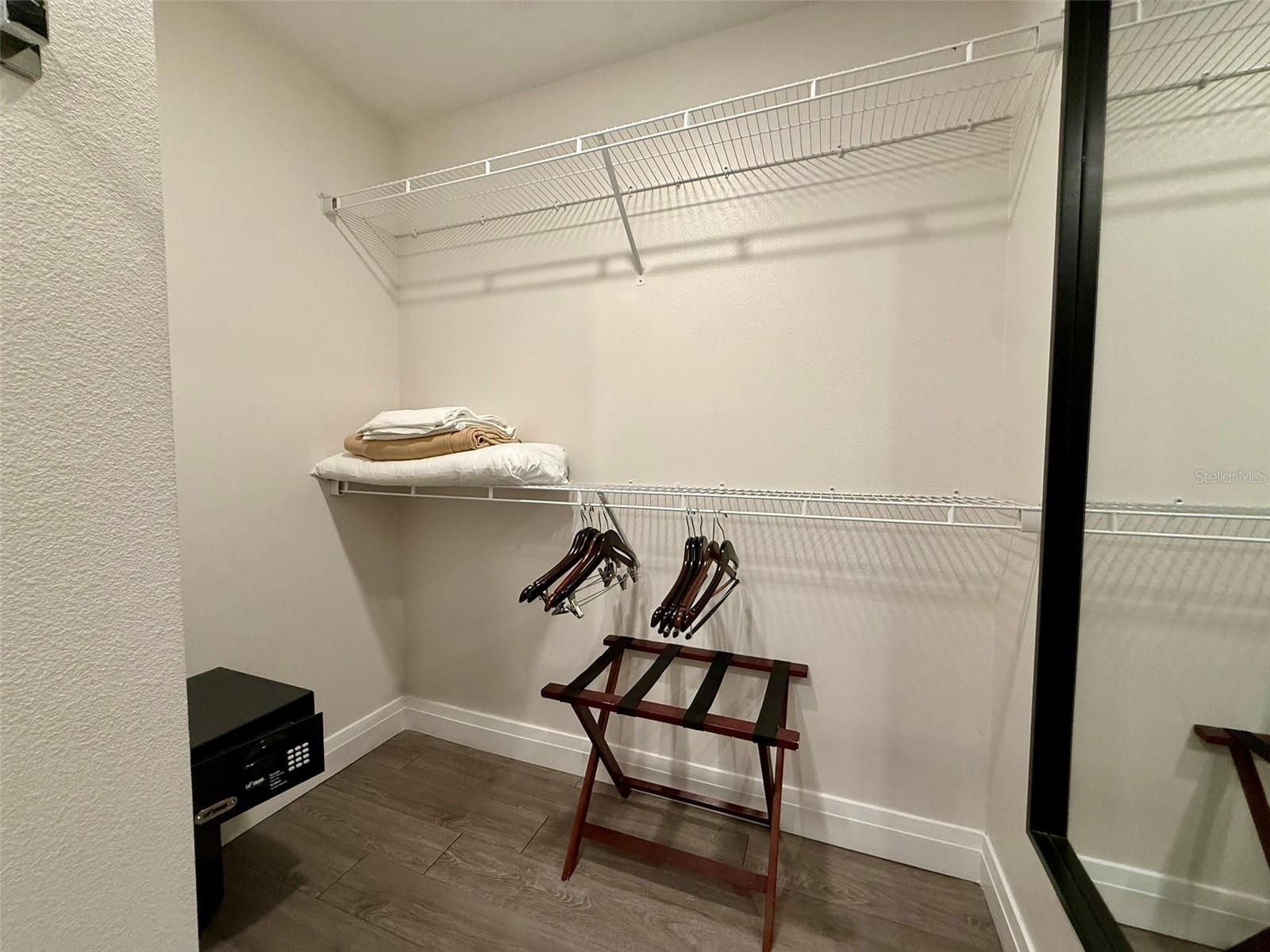 GROVE RESORT AND SPA HOTEL CONDO 1 - Residential