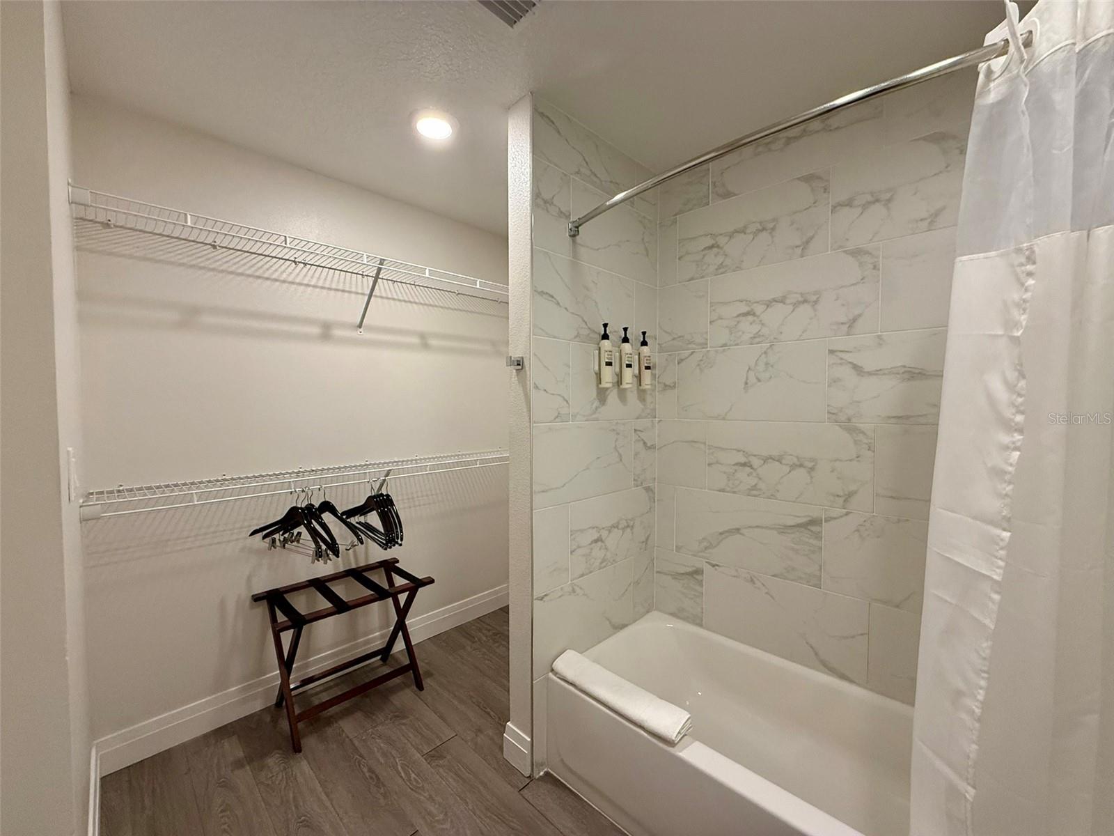 GROVE RESORT AND SPA HOTEL CONDO 1 - Residential