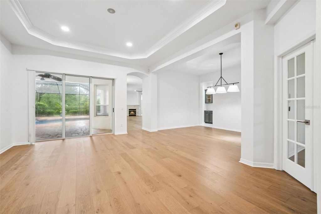 Photo of 17802 Mission Oak Drive, Lithia, FL 33547 (MLS # TB8394049)