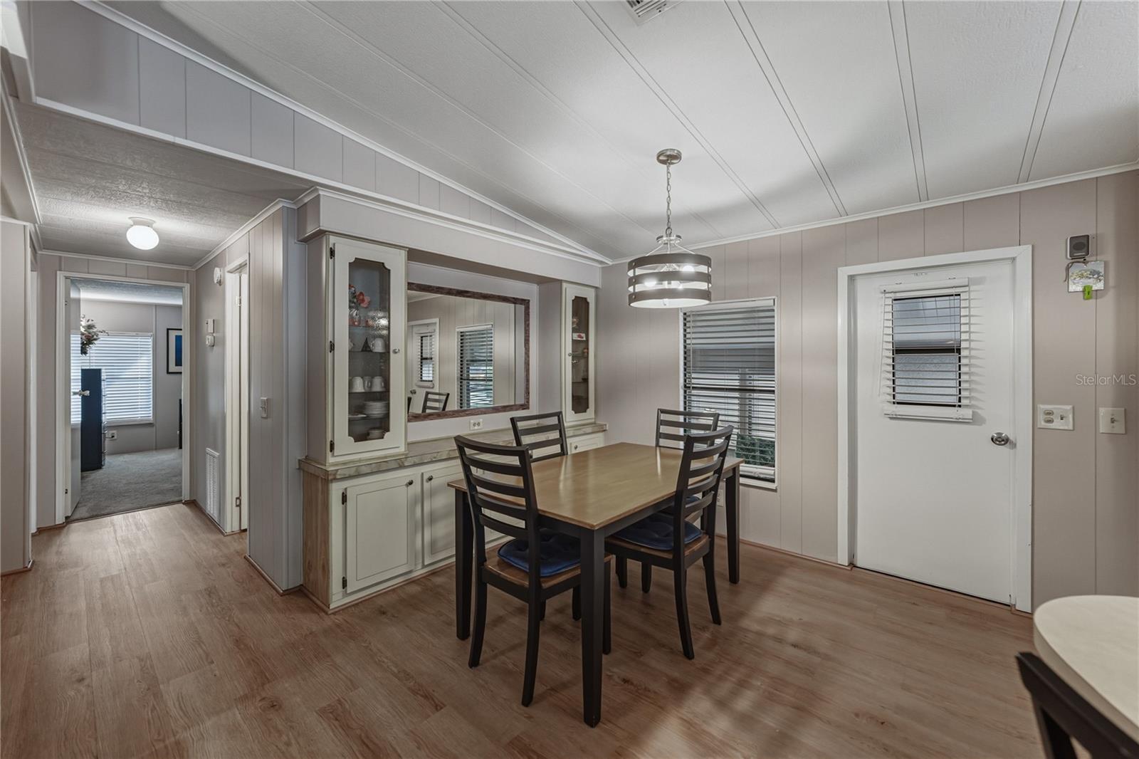 COLONY HILLS COMMUNITY - Residential