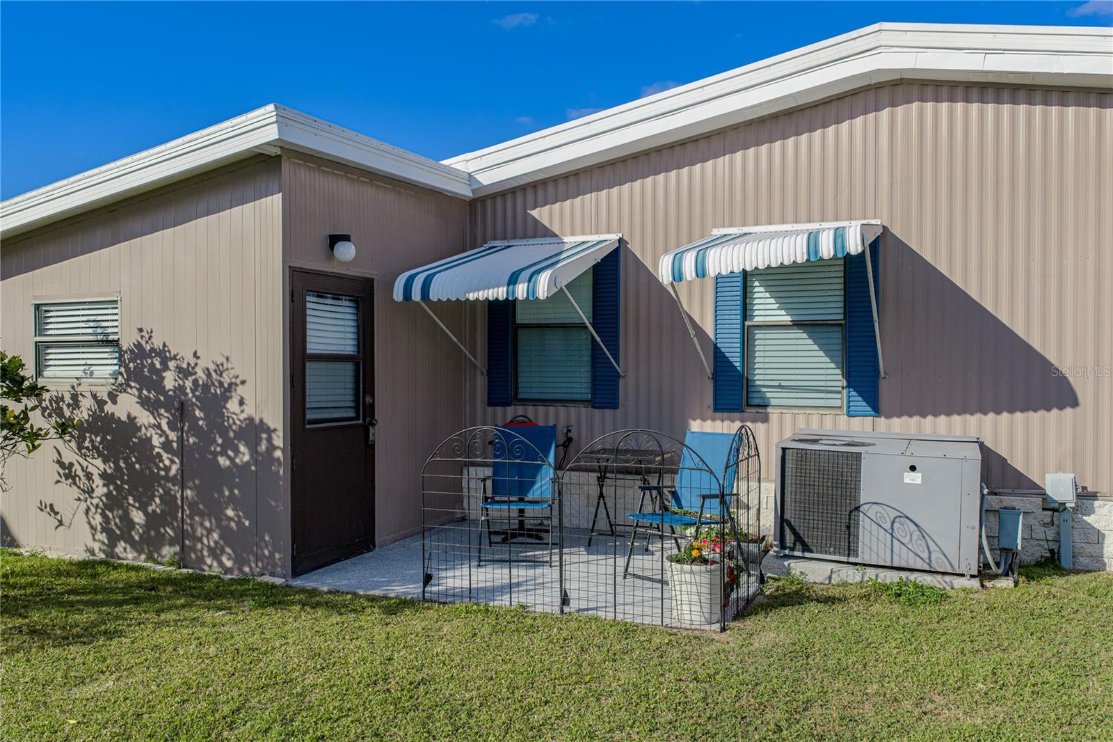 COLONY HILLS COMMUNITY - Residential