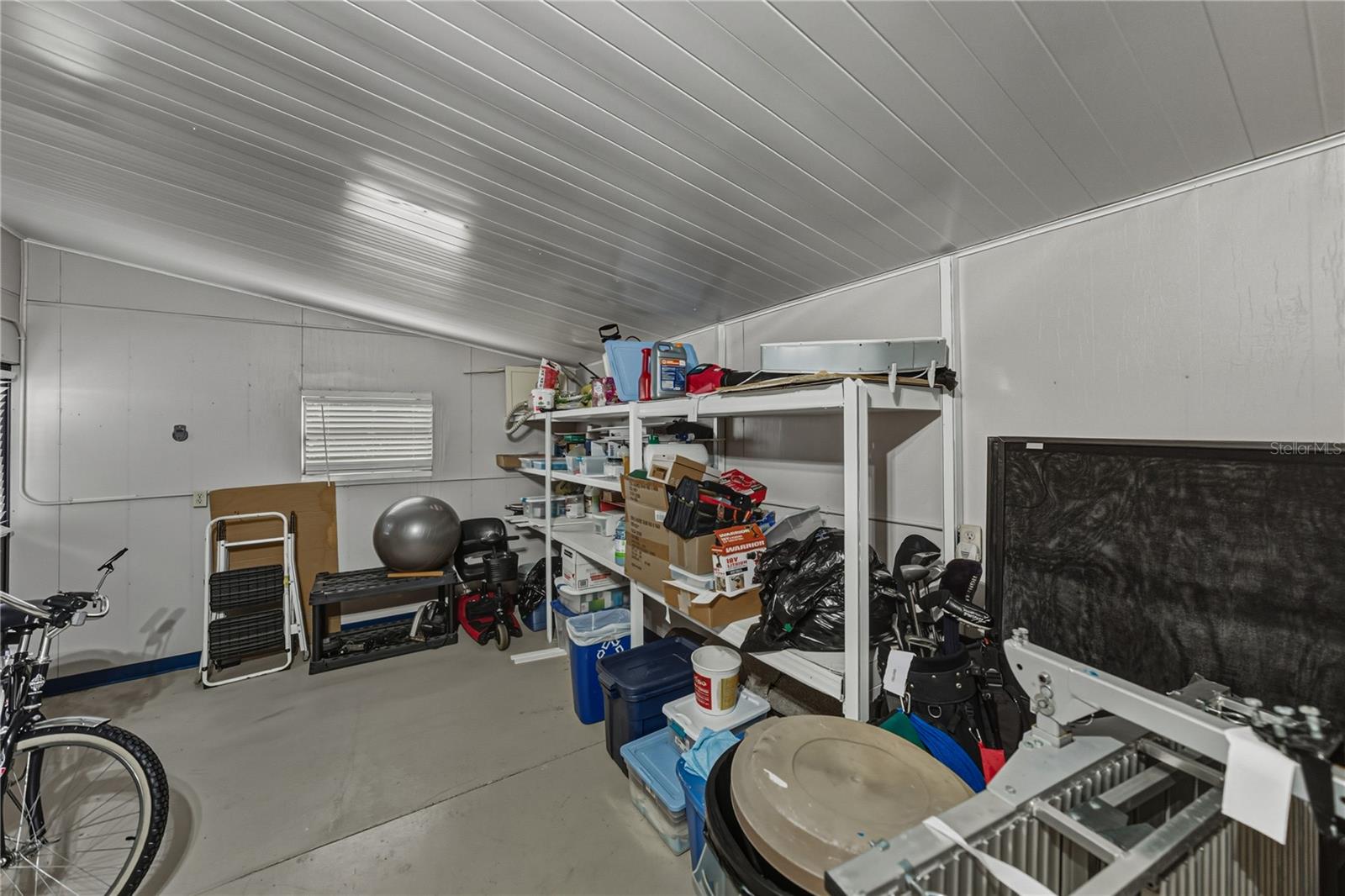 COLONY HILLS COMMUNITY - Residential