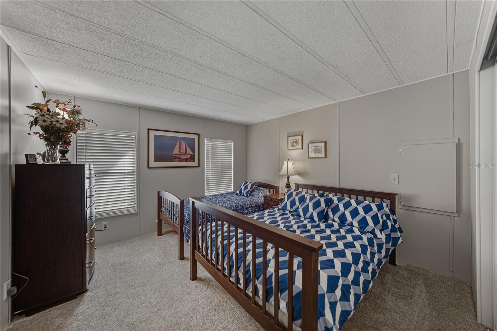 COLONY HILLS COMMUNITY - Residential