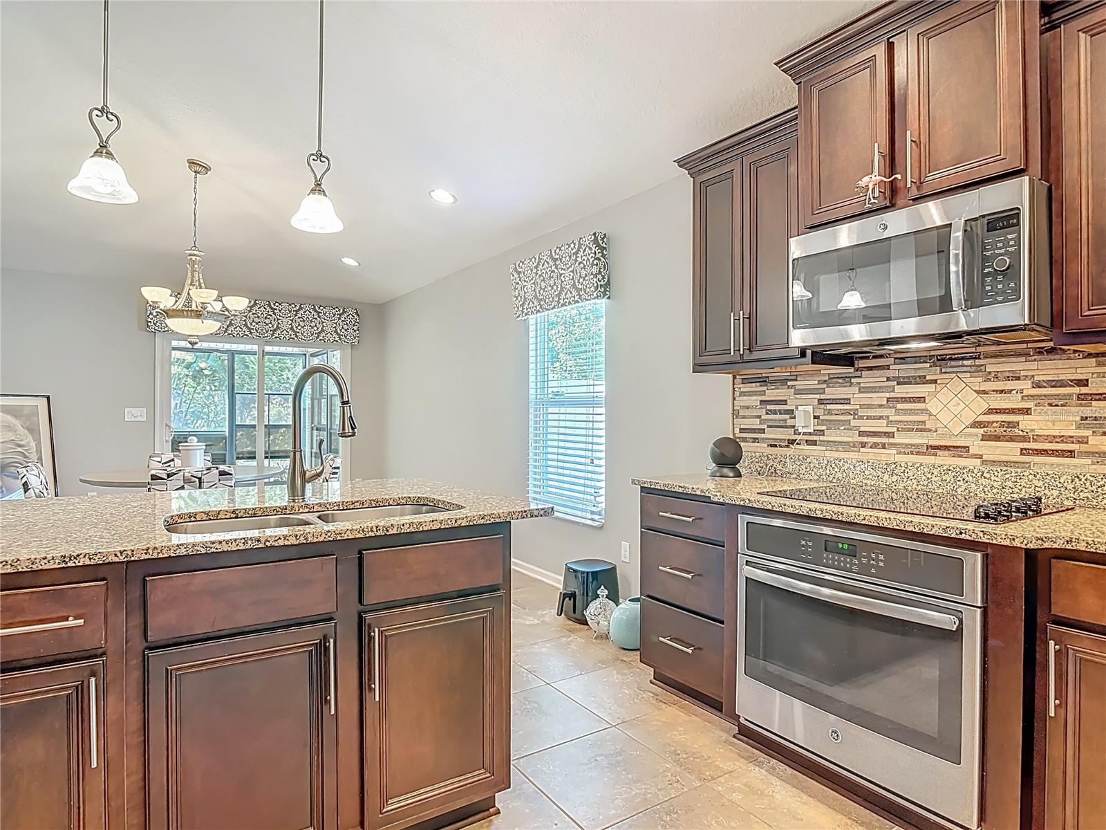 HIDDEN LAKES PH I - Residential