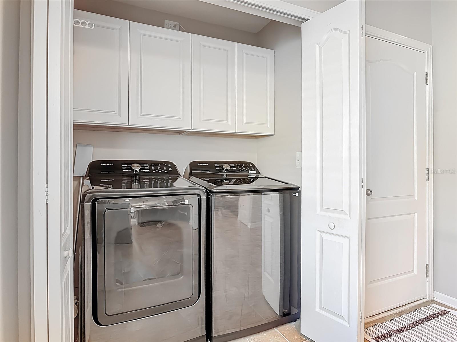 HIDDEN LAKES PH I - Residential