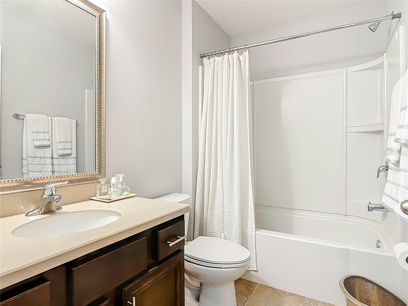 HIDDEN LAKES PH I - Residential