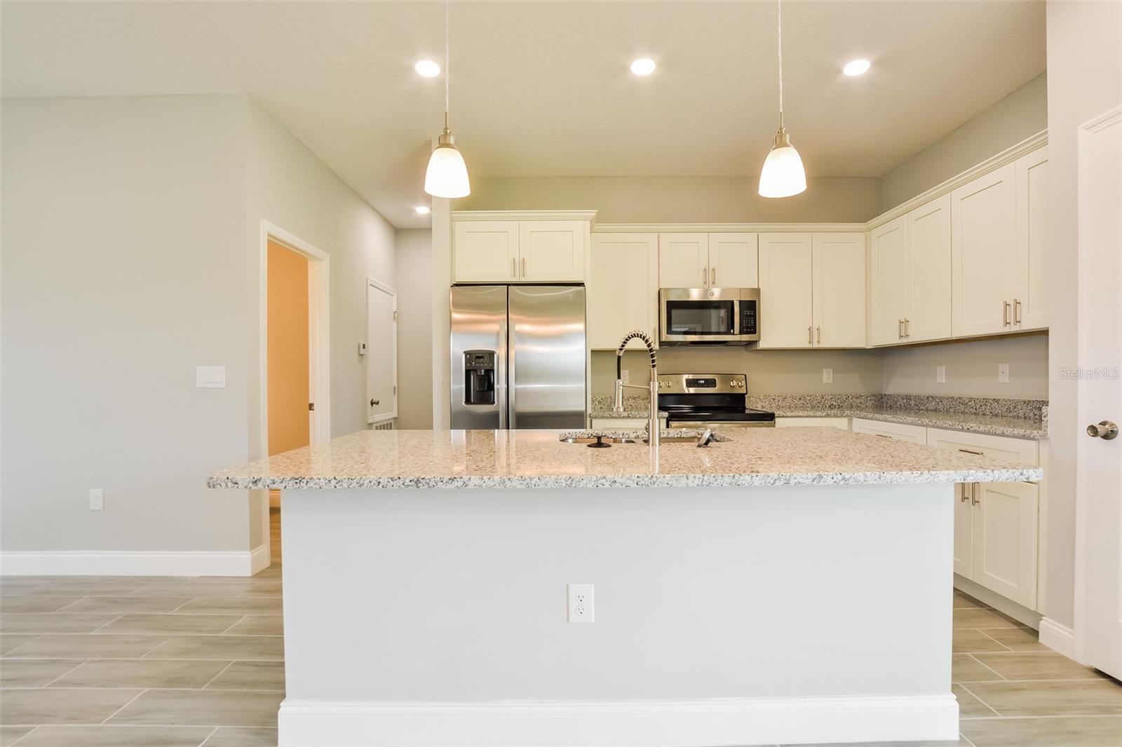 POINCIANA VILLAGE 02 NEIGHBORHOOD 01 - Residential Lease