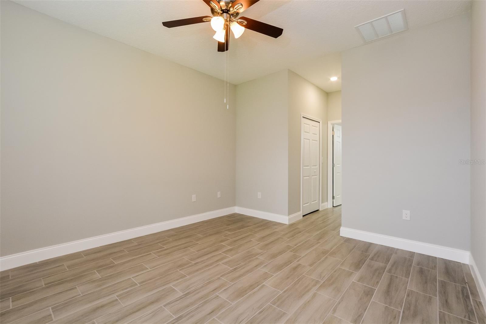 POINCIANA VILLAGE 02 NEIGHBORHOOD 01 - Residential Lease