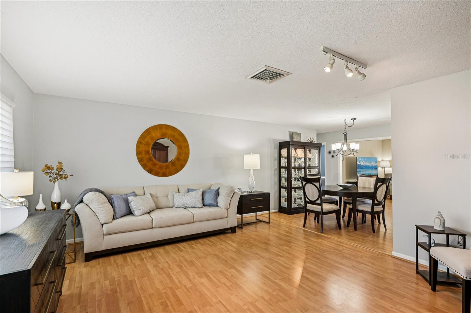 WEST WOODS - Residential