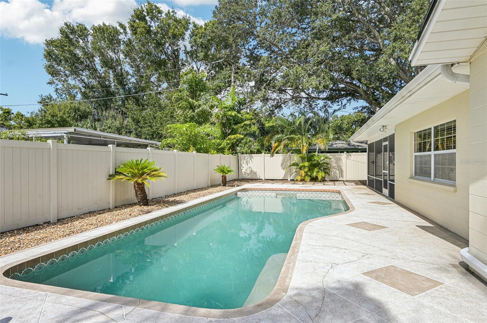 WEST WOODS - Residential