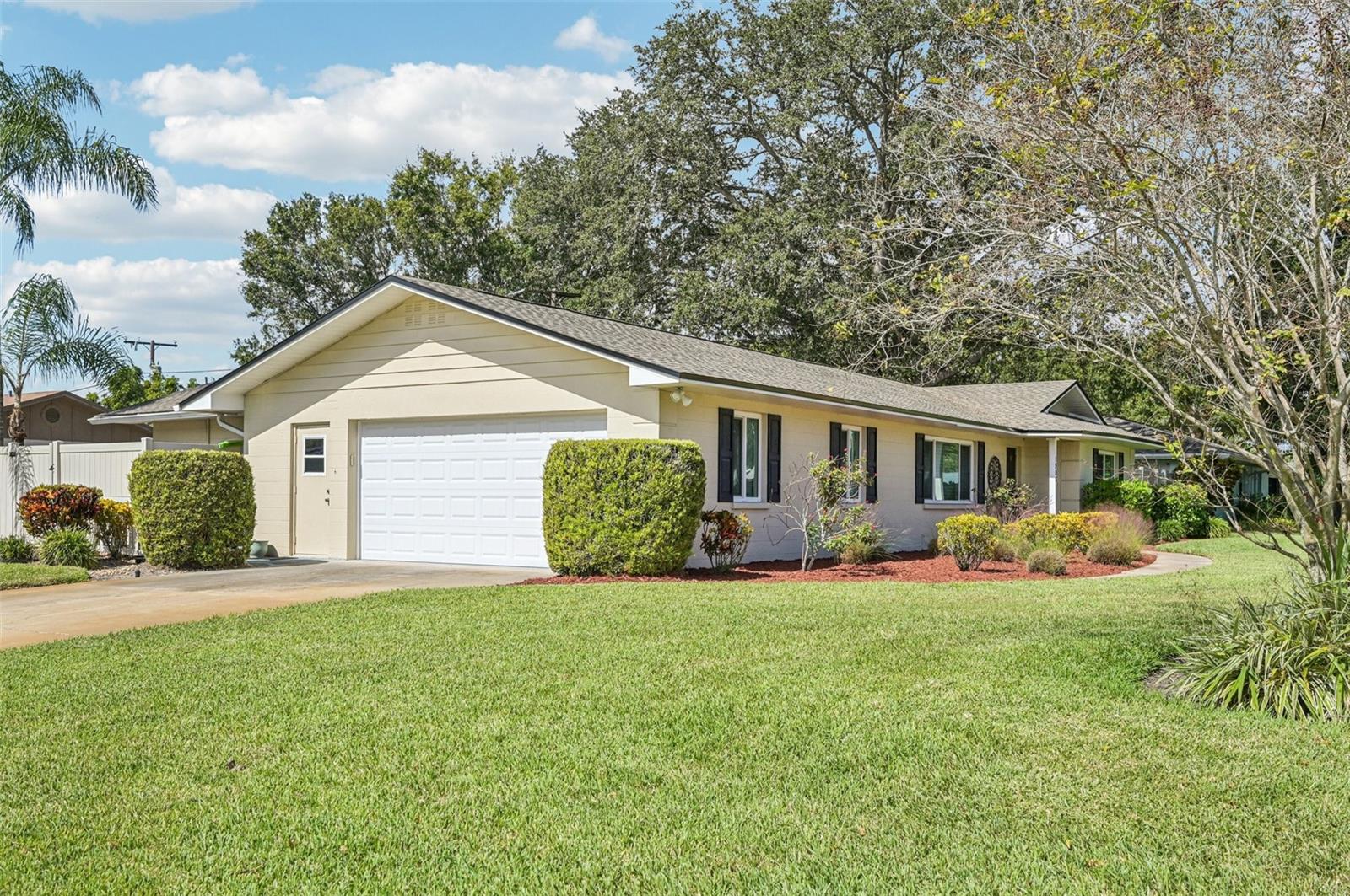 WEST WOODS - Residential