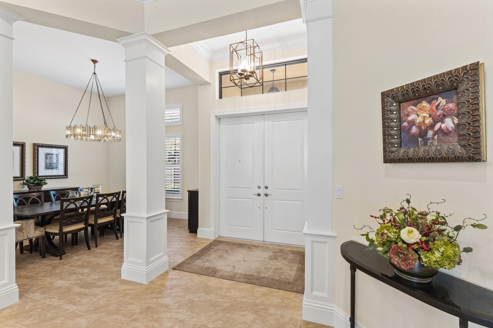 FOUNDERS CLUB - Residential