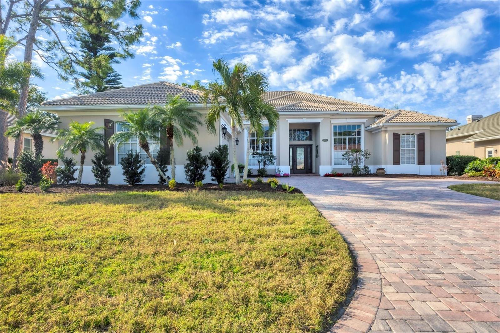 2020 CALUSA LAKES BOULEVARD