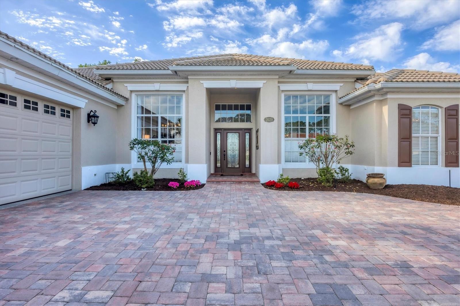 2020 CALUSA LAKES BOULEVARD