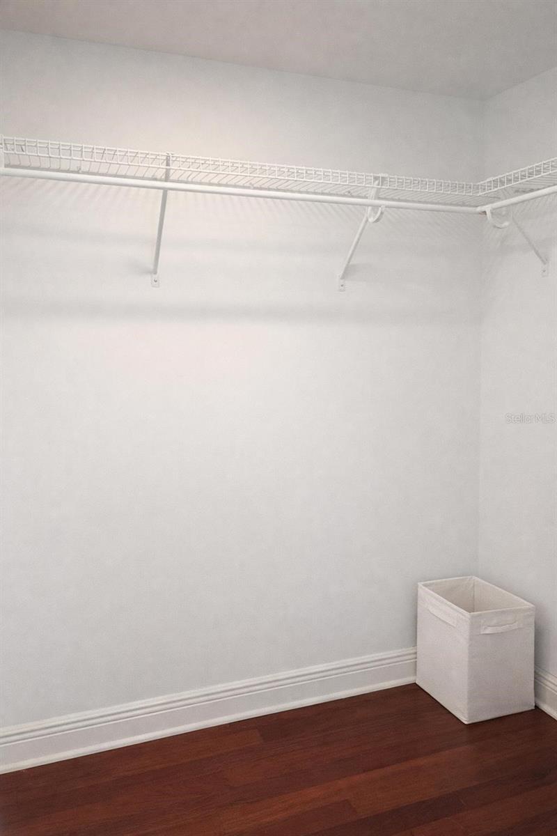 MICHELINA - Residential