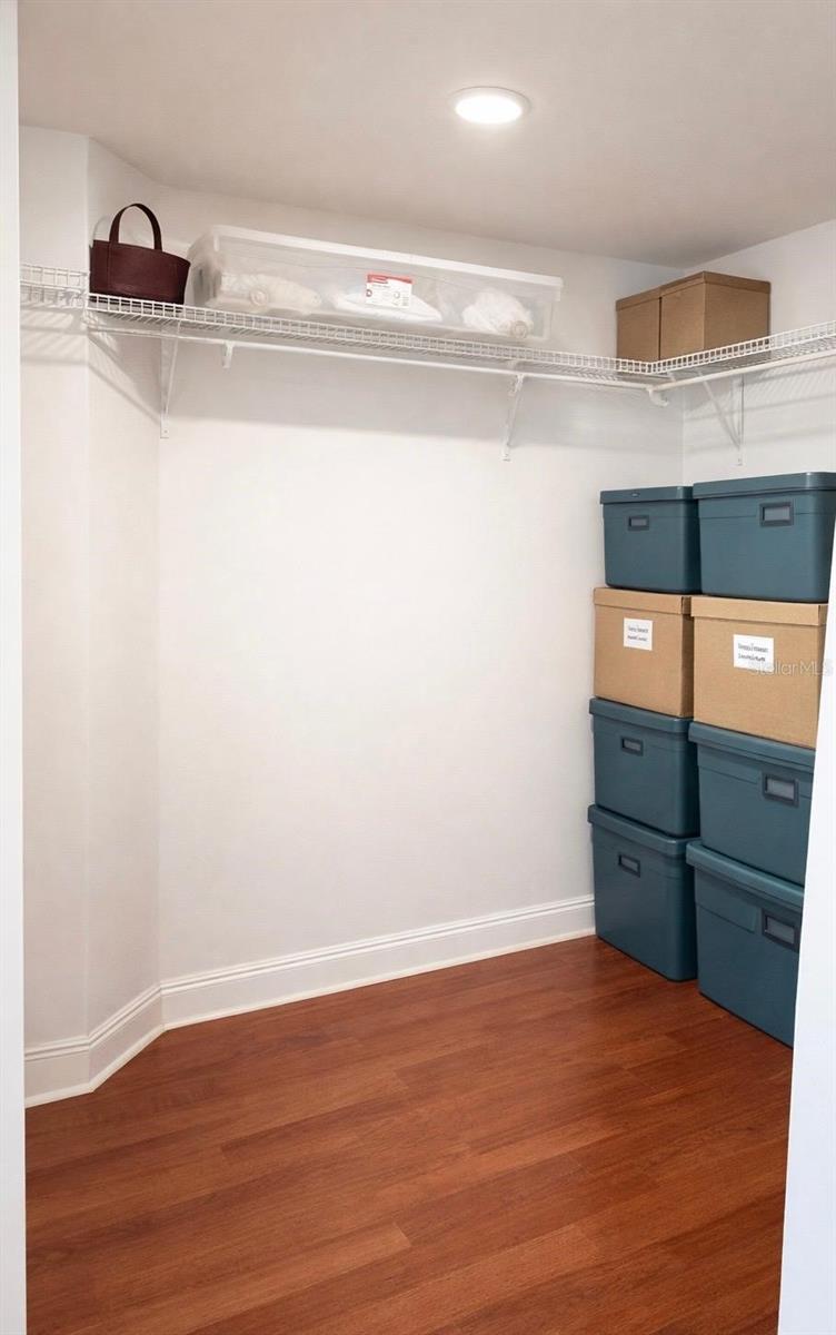 MICHELINA - Residential