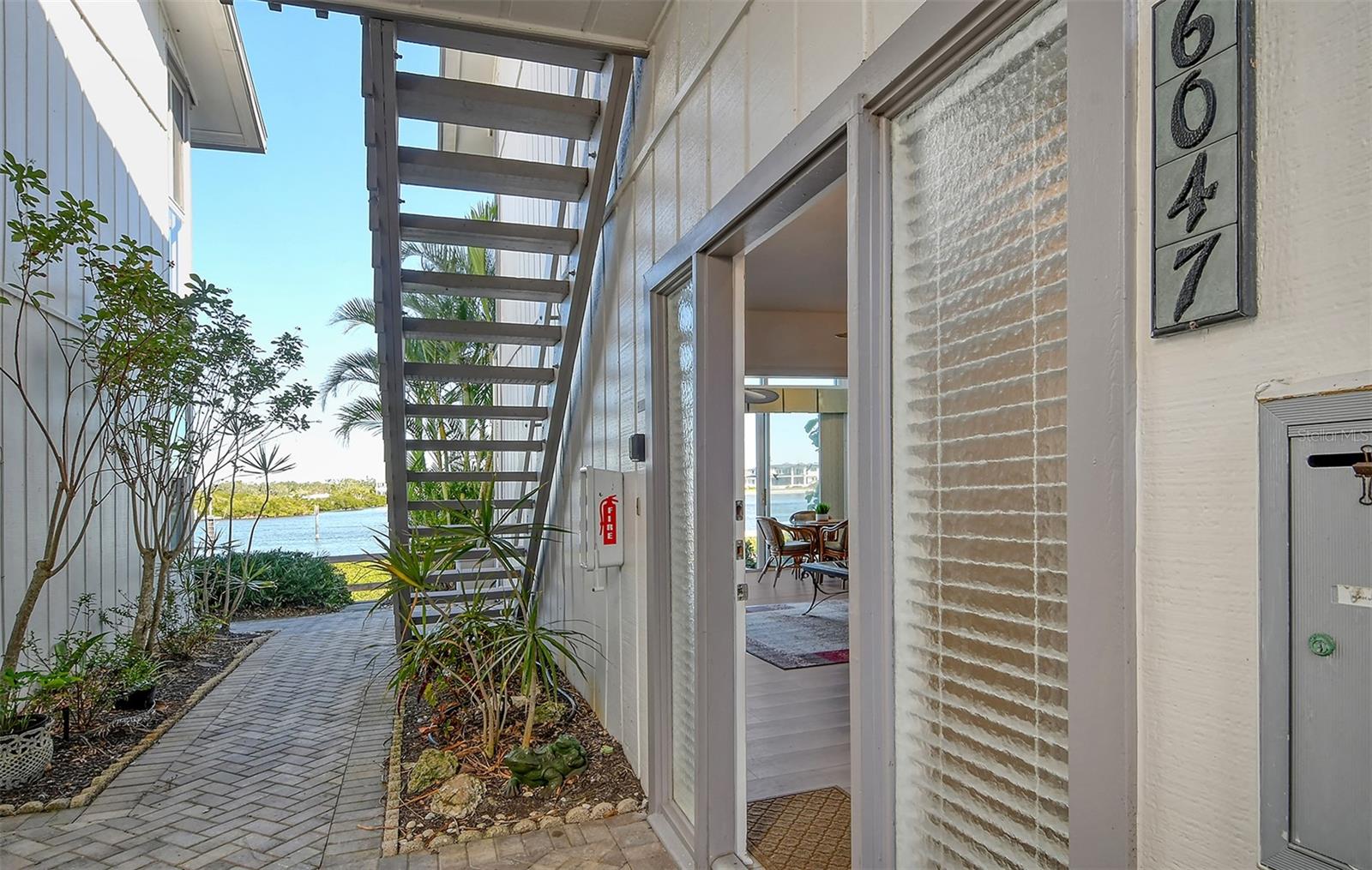 6047 E PEPPERTREE WAY 224