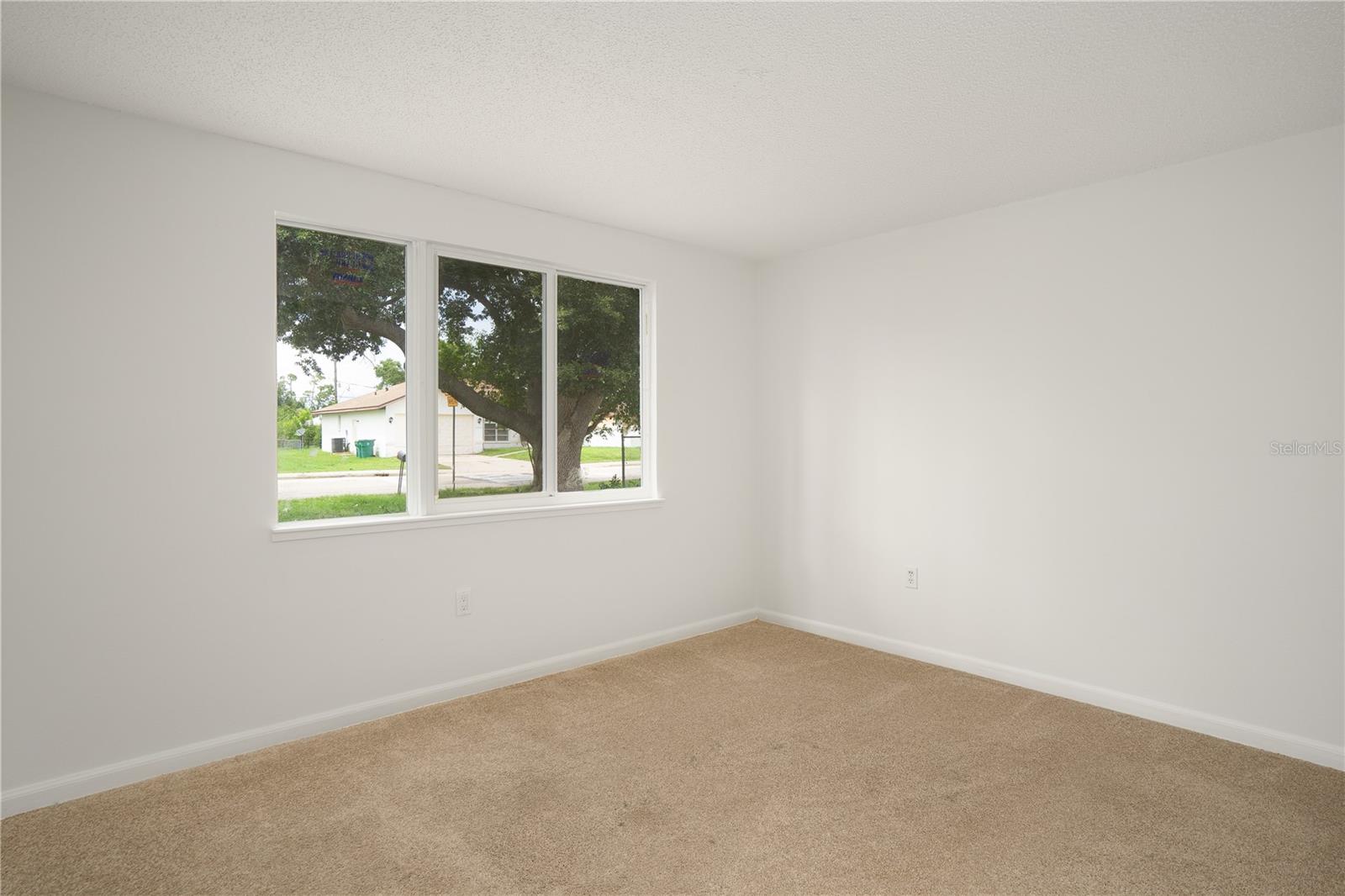 ORANGEWOOD PH 03 BLDG 03 - Residential Lease