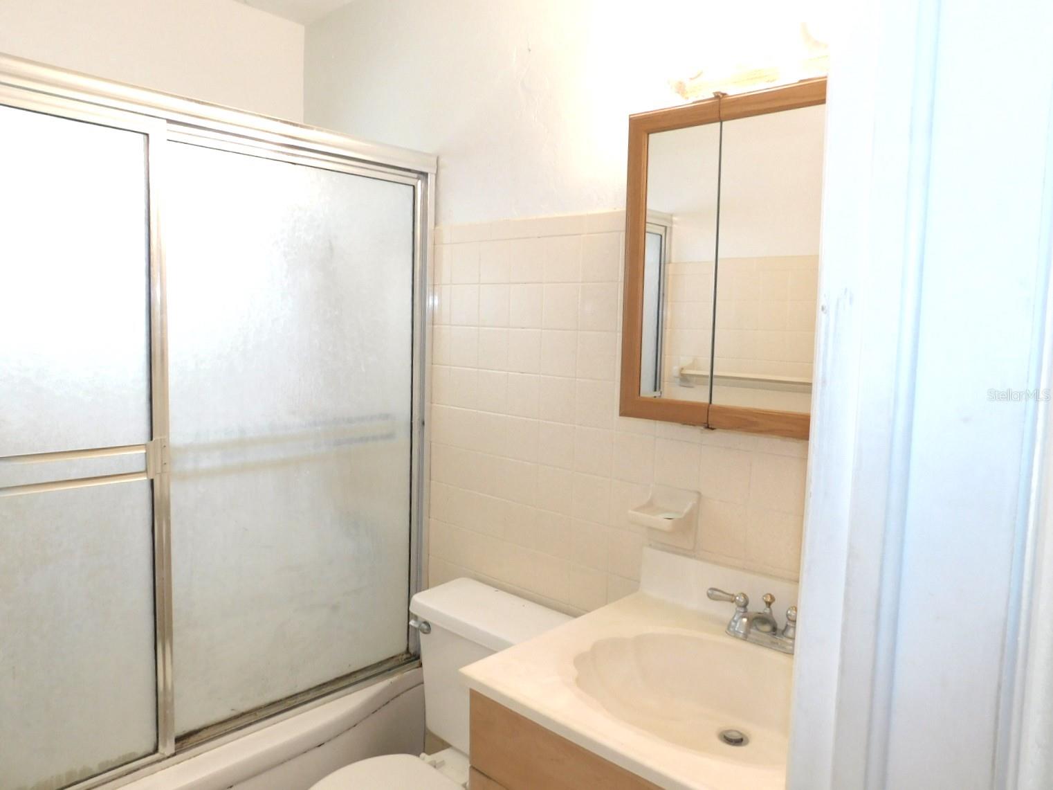 MEADOW LAWN 2ND ADD - Residential