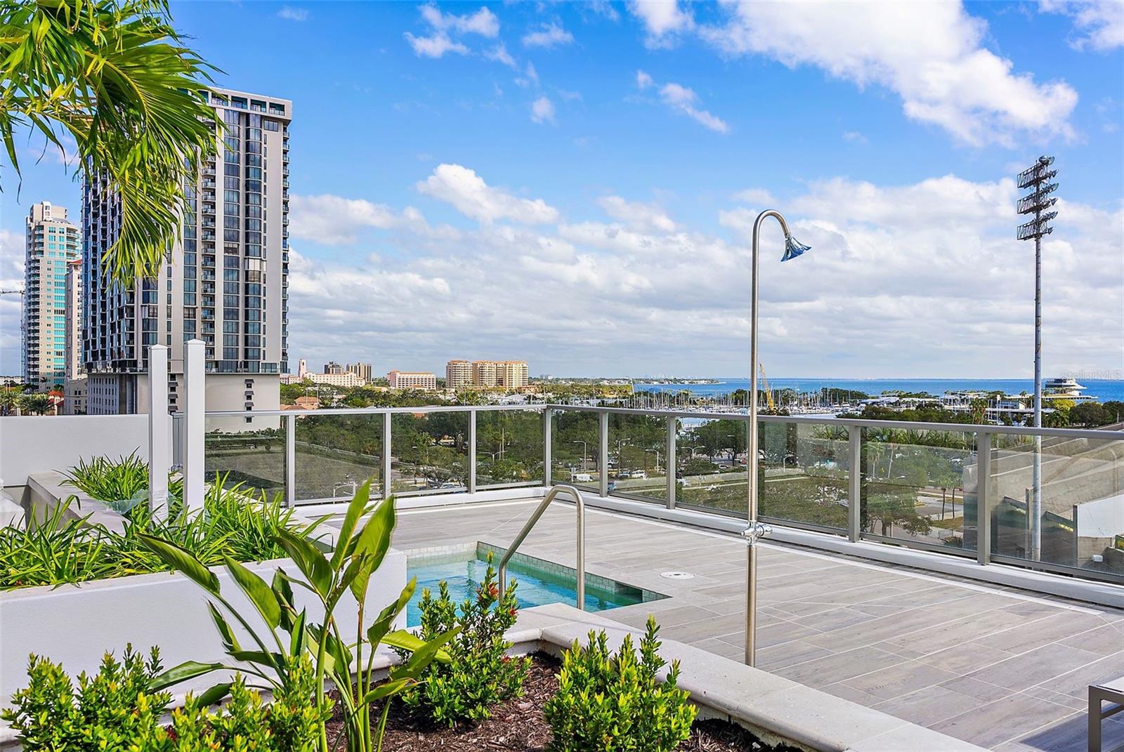 SALTAIRE CONDO - Residential