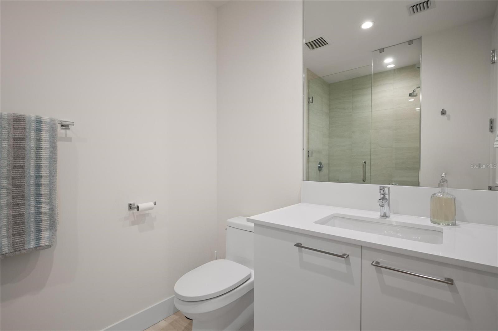 SALTAIRE CONDO - Residential