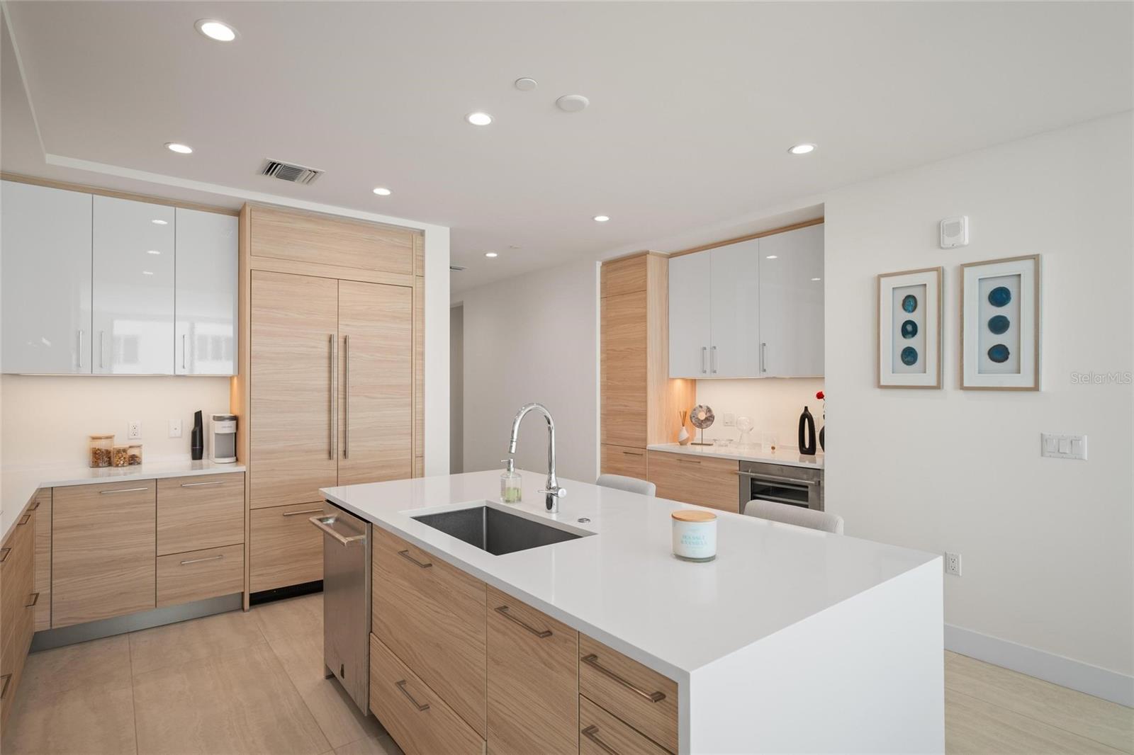 SALTAIRE CONDO - Residential
