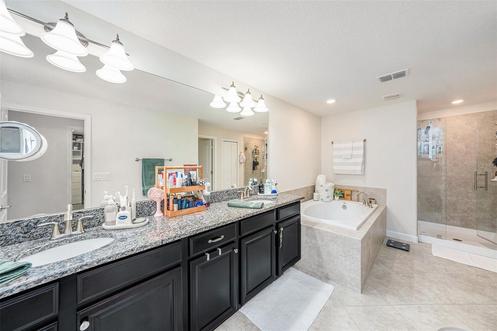 HIDDEN OAKS TOWNHOMES - Residential