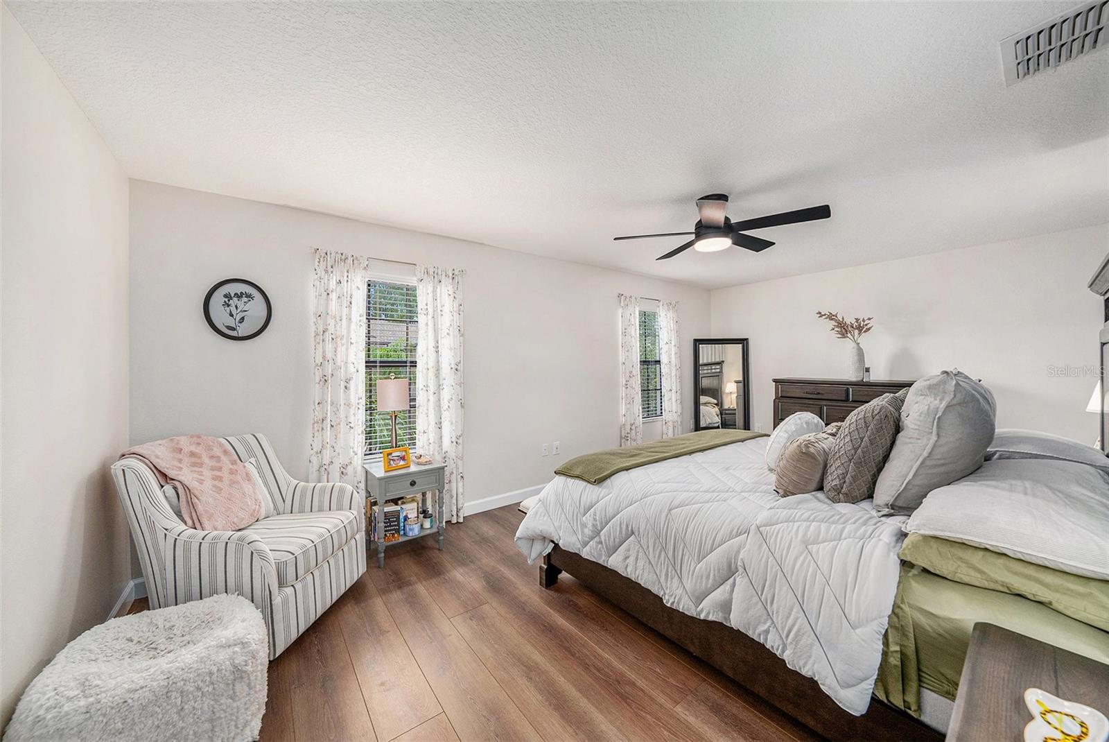 HIDDEN OAKS TOWNHOMES - Residential