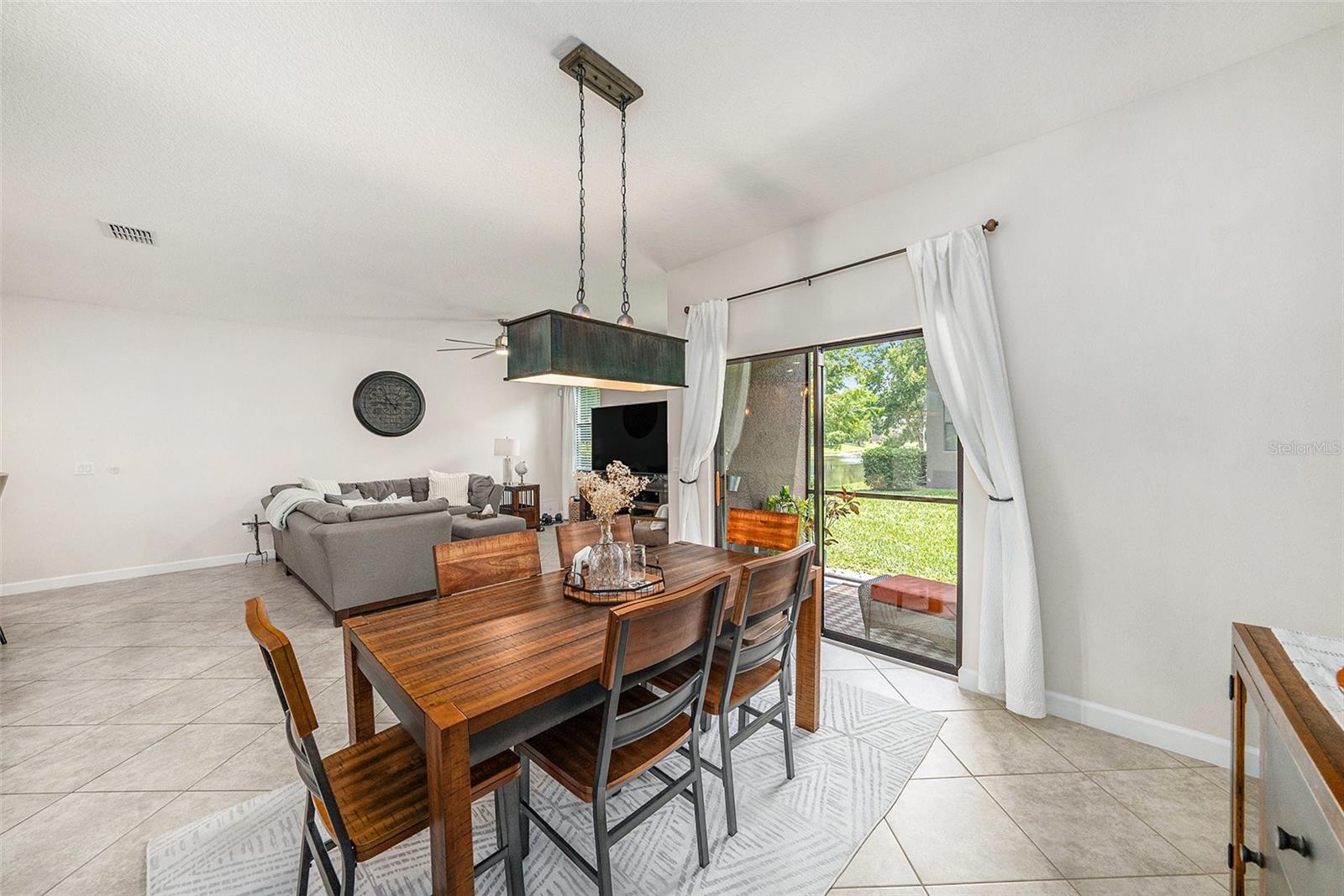 HIDDEN OAKS TOWNHOMES - Residential