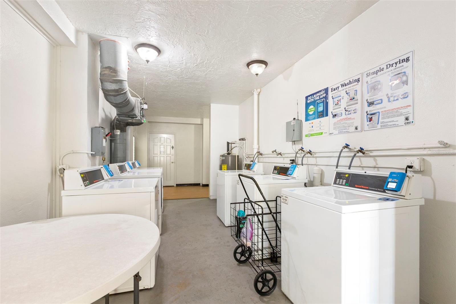 ON TOP OF THE WORLD - Residential