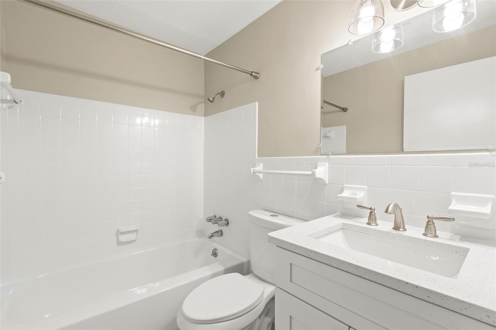 ON TOP OF THE WORLD - Residential