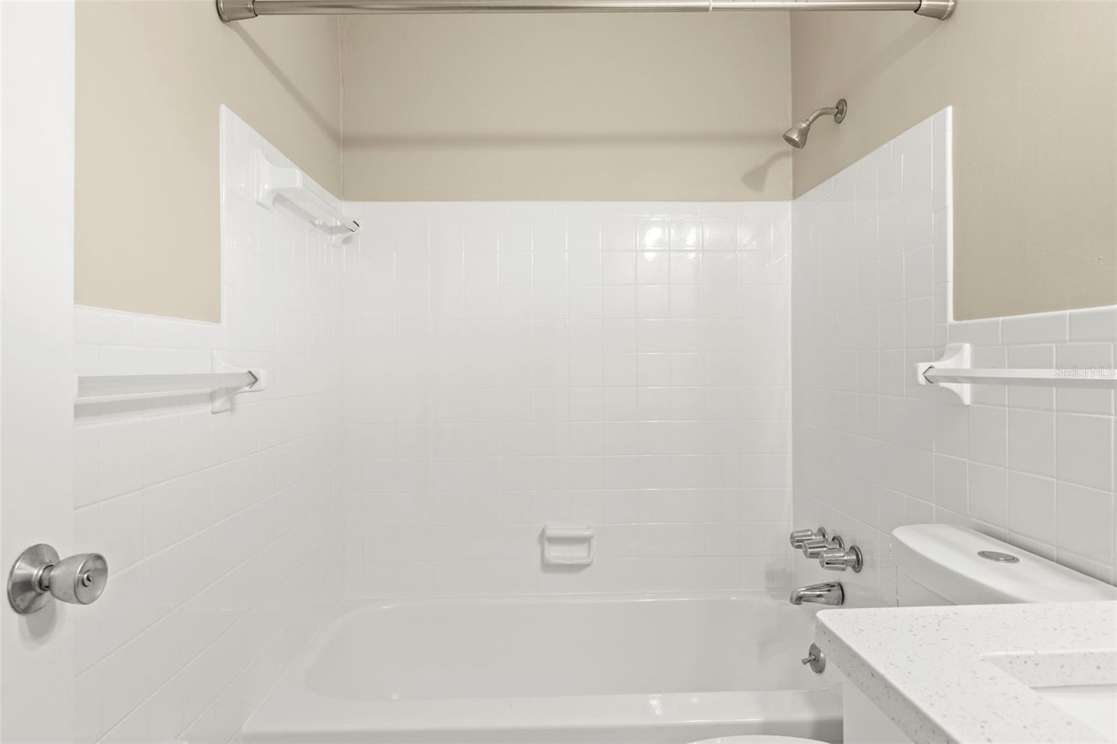 ON TOP OF THE WORLD - Residential