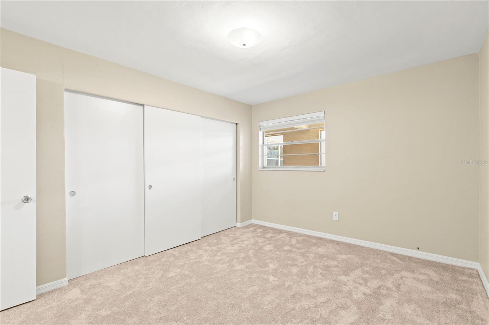 ON TOP OF THE WORLD - Residential