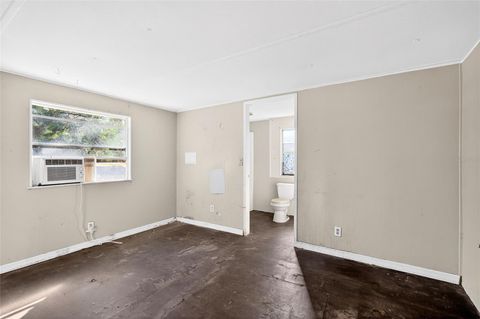 Tiny photo for 1250 NE 123rd Avenue, Williston, FL 32696 (MLS # O6387489)