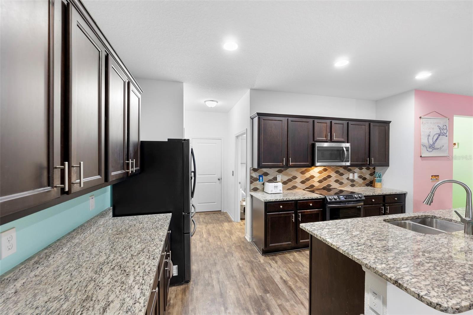 WHISPERING RIDGE PH 01 - Residential