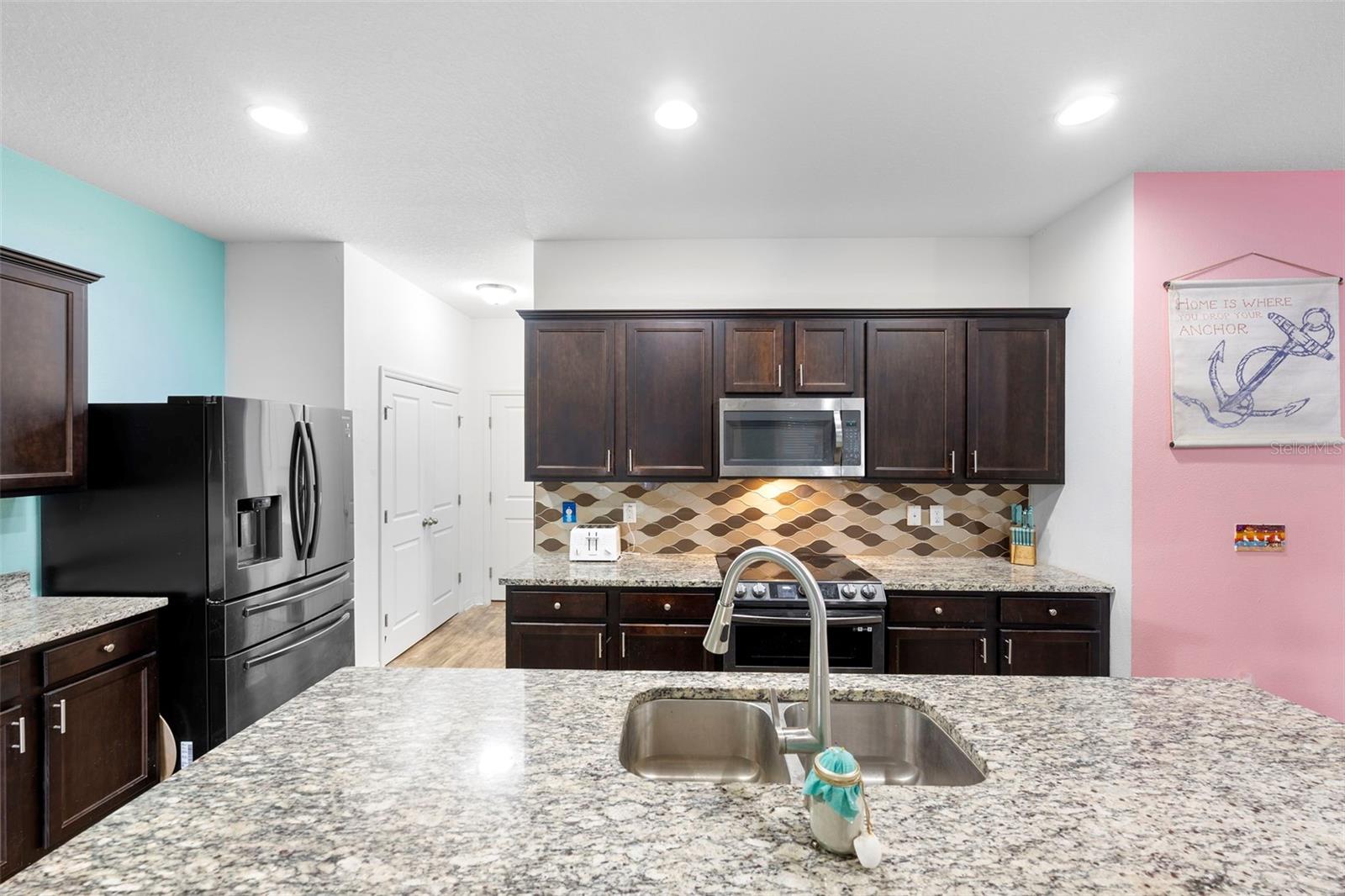 WHISPERING RIDGE PH 01 - Residential