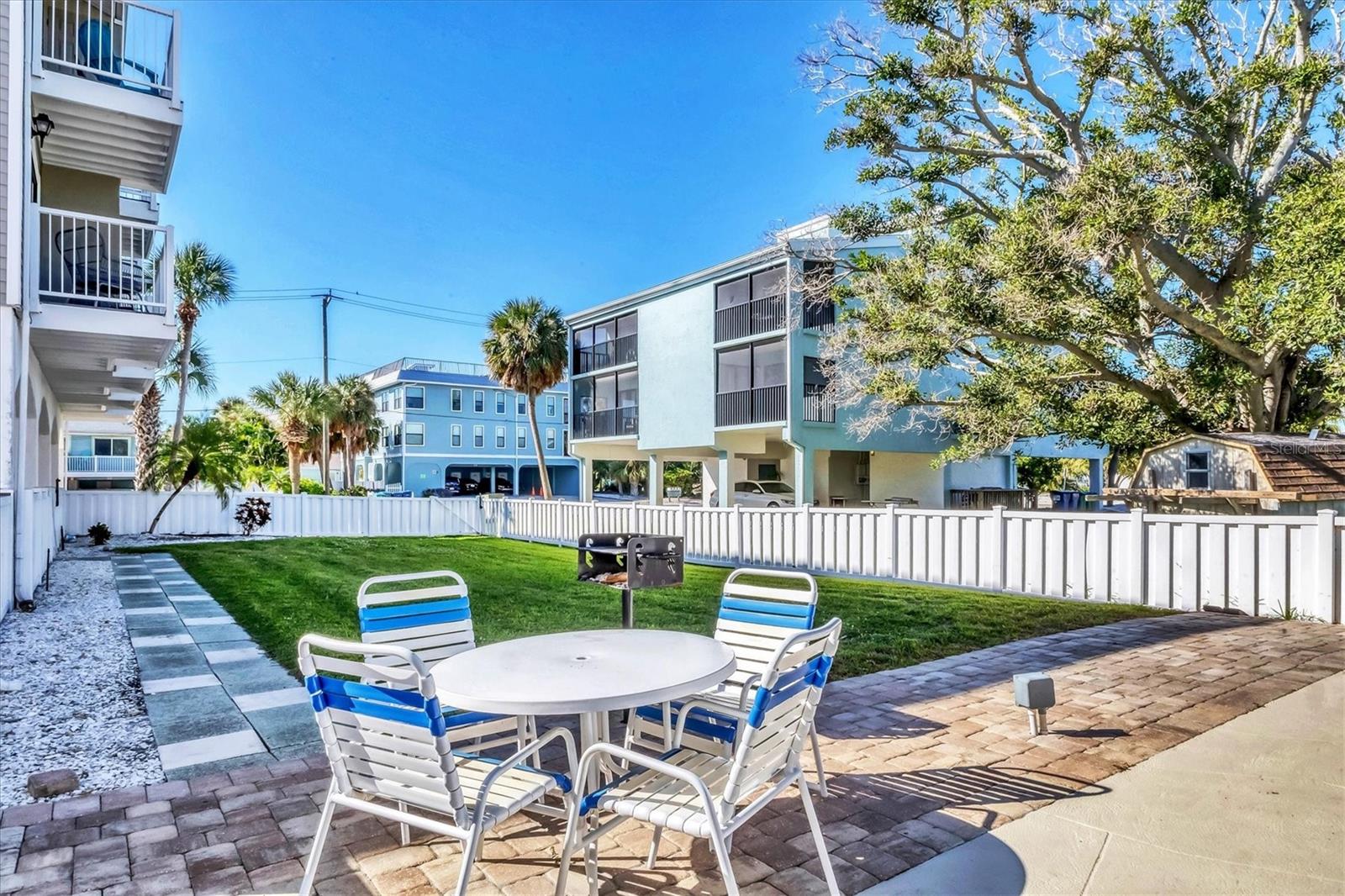 THE FOUNTAINHEAD II - Residential