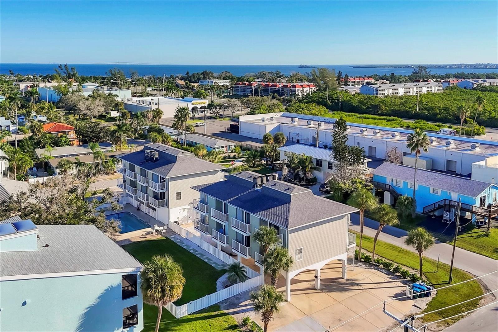 THE FOUNTAINHEAD II - Residential