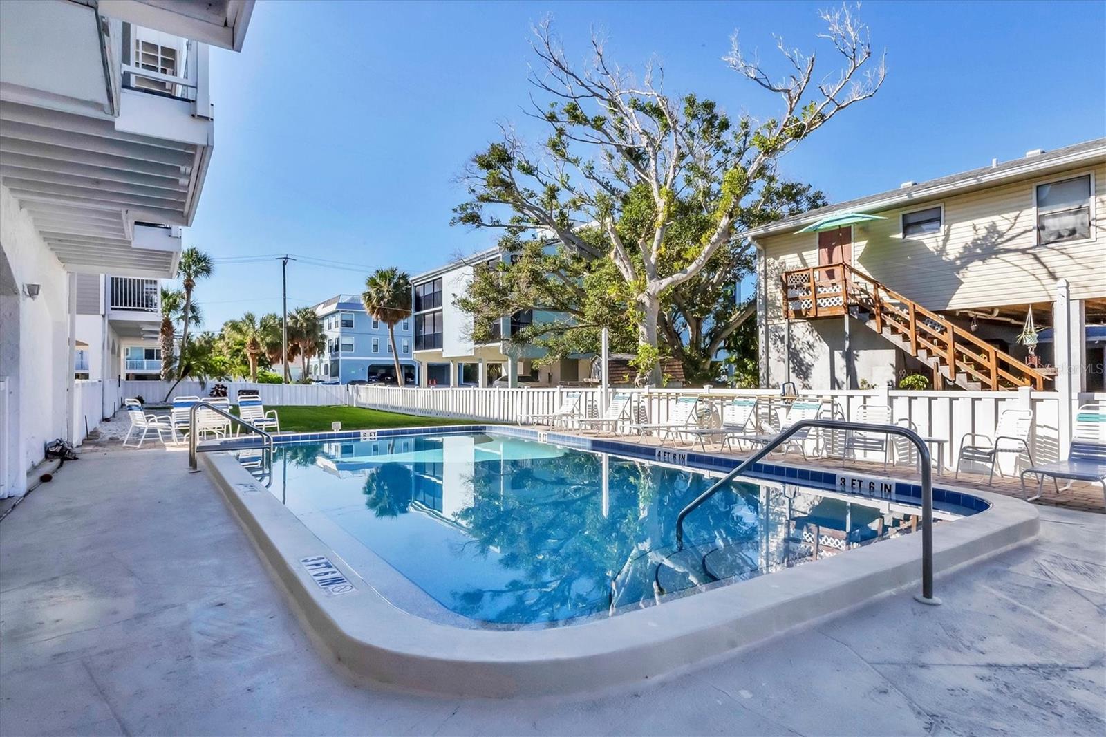 THE FOUNTAINHEAD II - Residential