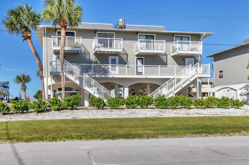 Real estate matching your search 61 Photo of 3400 6th Avenue #7, Holmes Beach, FL 34217 (MLS # A4669482)