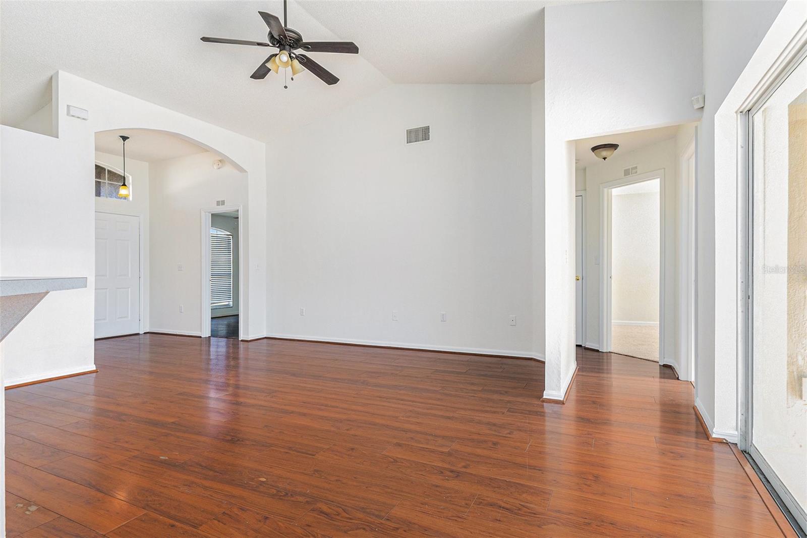 SUMMIT EAST PH 01 - Residential